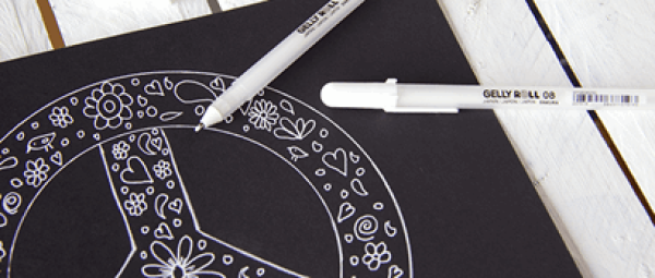 Sakura Gellyroll pens in various designs